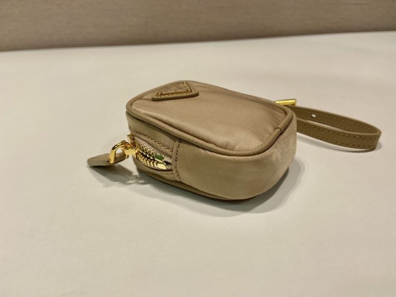 Pra*a wallets